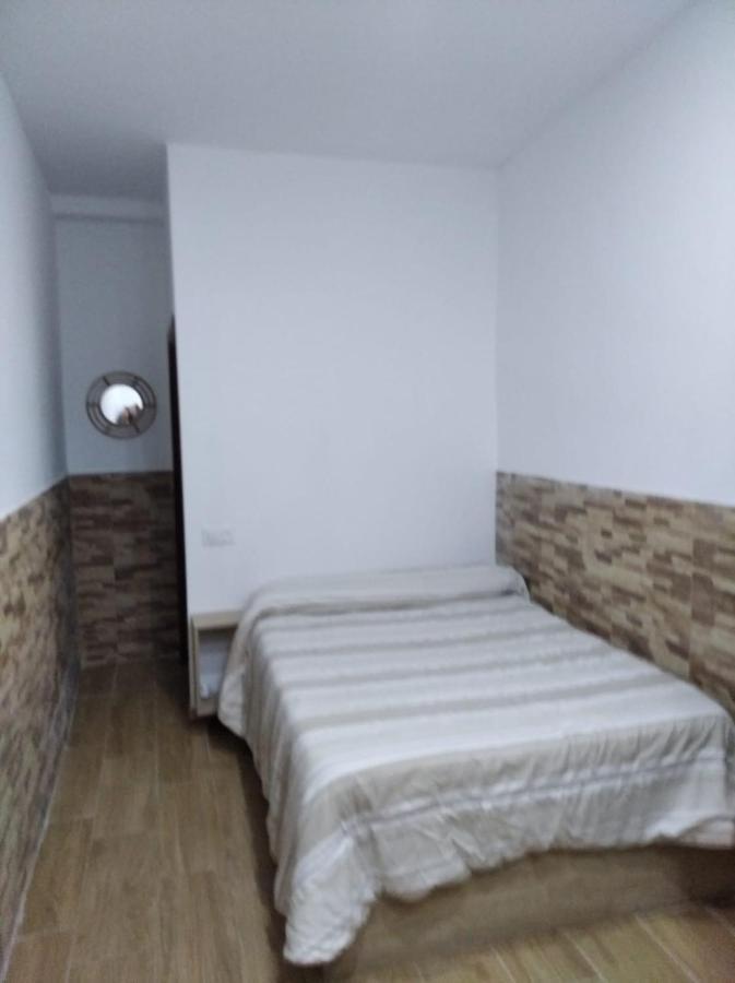 Apartamento Playa La Caleta Кадис Екстериор снимка