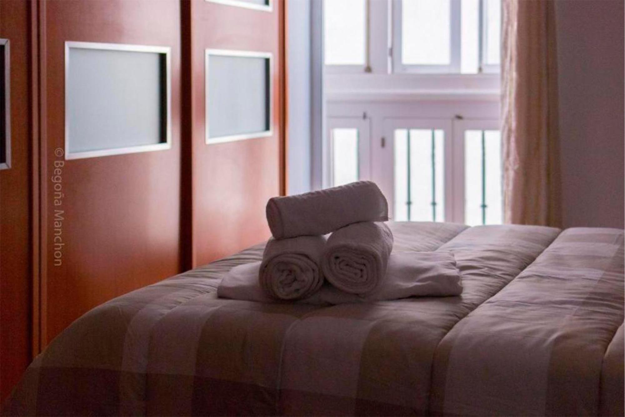 Apartamento Playa La Caleta Кадис Екстериор снимка