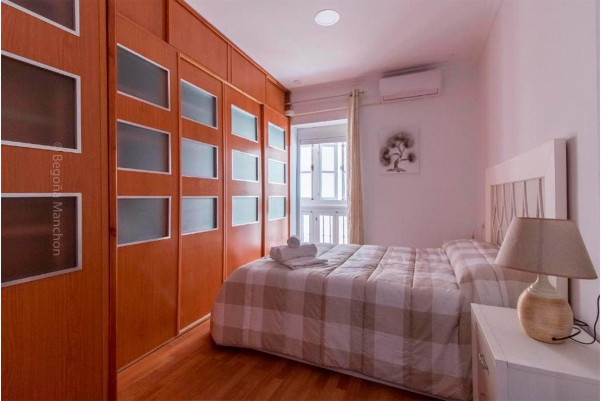Apartamento Playa La Caleta Кадис Екстериор снимка